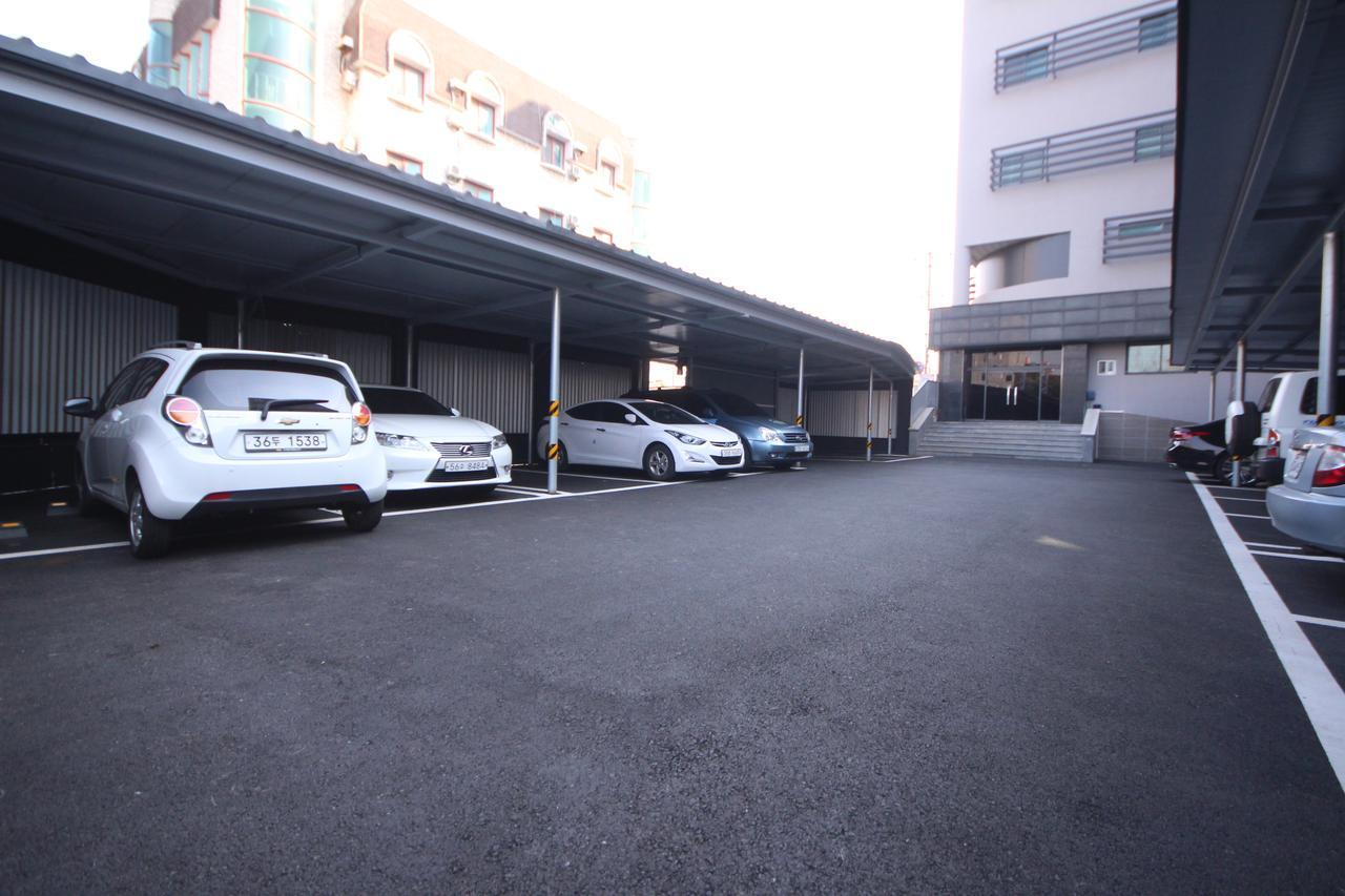 Paradise Hotel Gunsan Esterno foto